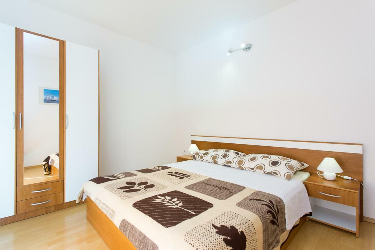Adria Punat Apartments Eksteriør billede
