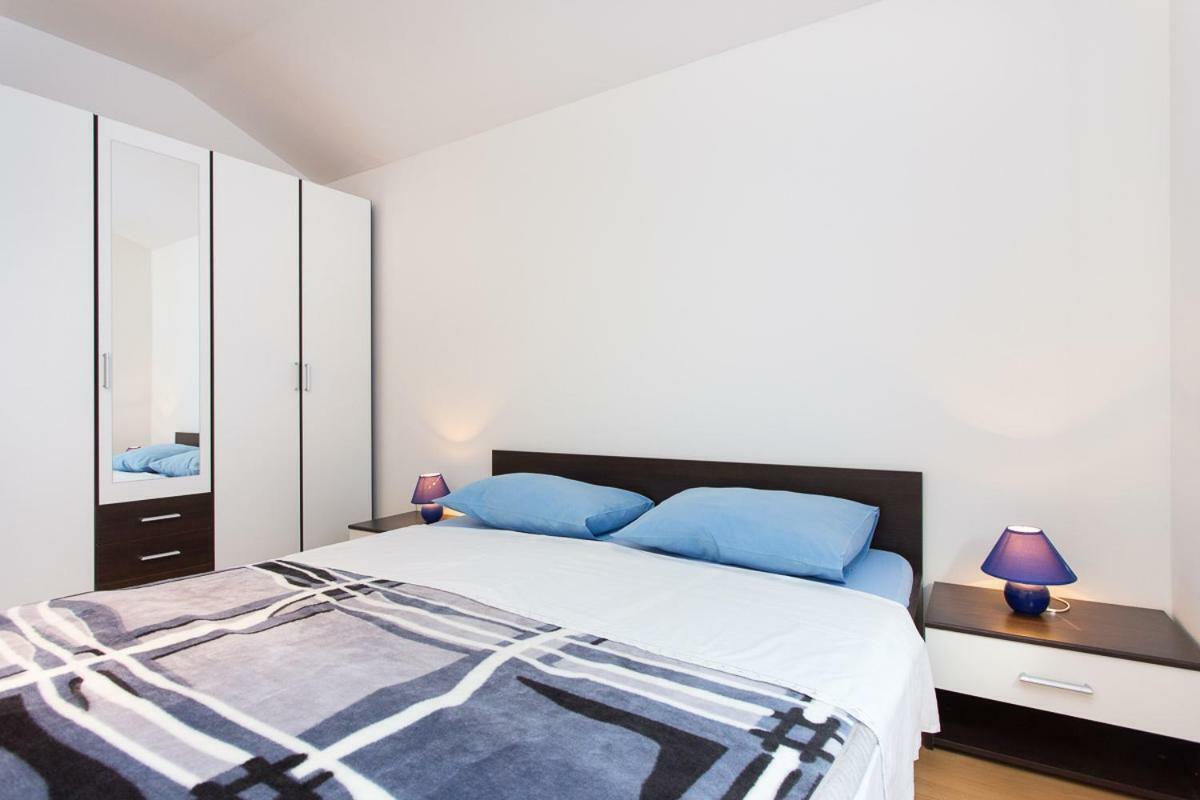 Adria Punat Apartments Eksteriør billede