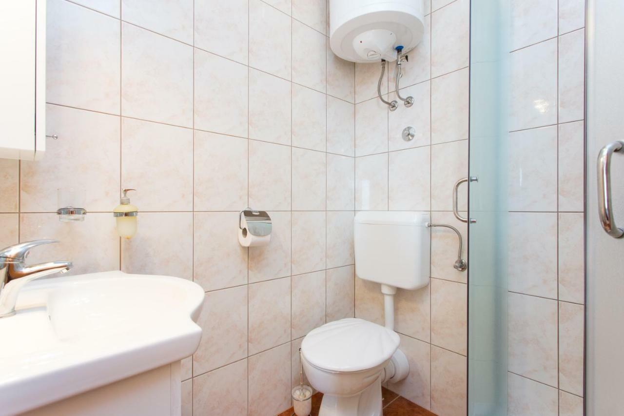 Adria Punat Apartments Eksteriør billede